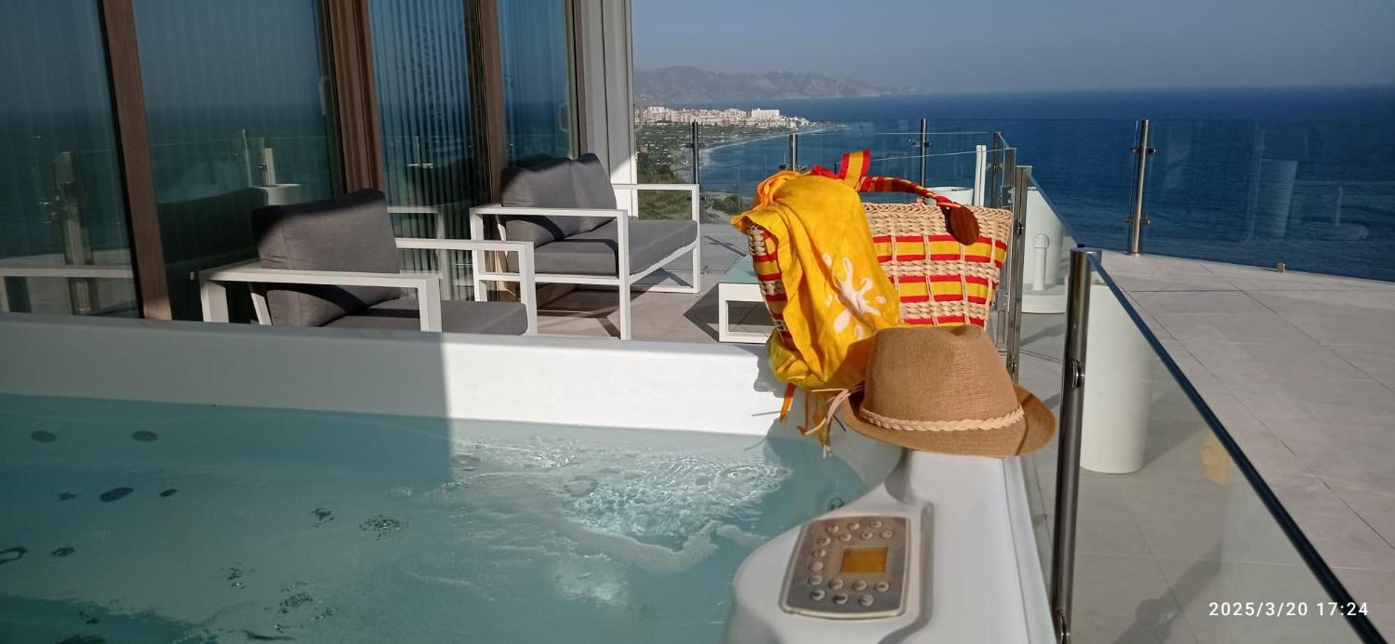 Apartamentos Martalia Nerja Torrox Esterno foto